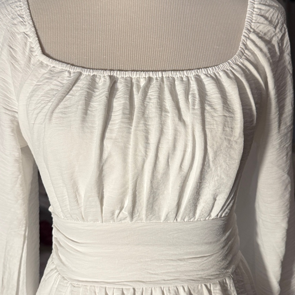 4/$30 Chic White Long Sleeve Dress size small - Picture 4 of 5